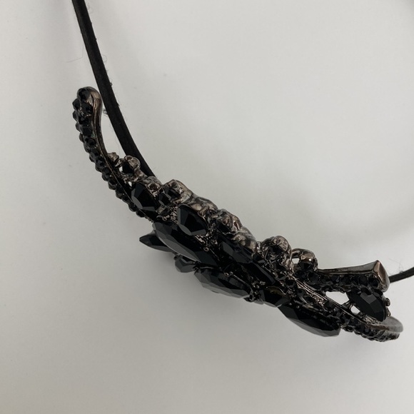 Black beaded Hairband - Picture 5 of 5